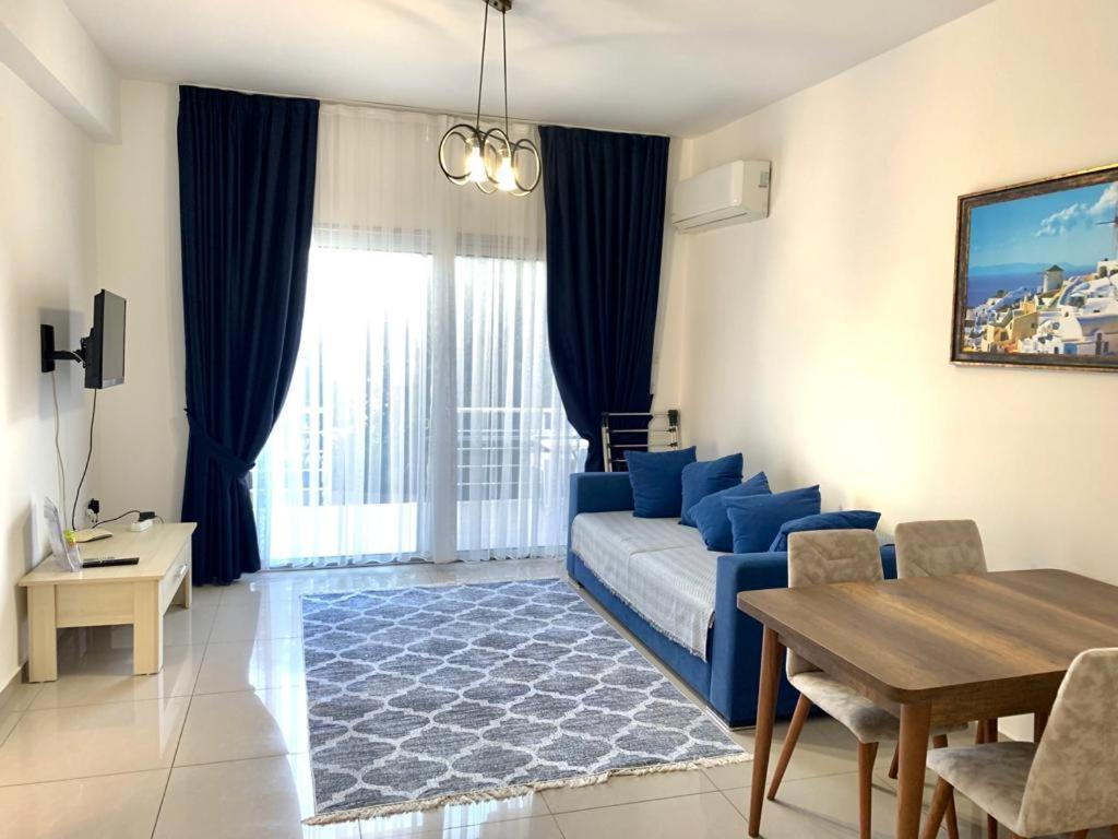 Beautiful & Quiet Two-Bedroom Apartment With Private Garden Lukomorye C1 Kyrenia  Ngoại thất bức ảnh