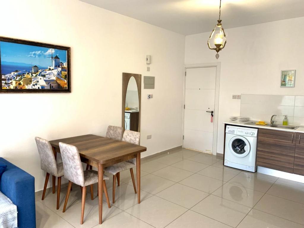 Beautiful & Quiet Two-Bedroom Apartment With Private Garden Lukomorye C1 Kyrenia  Ngoại thất bức ảnh