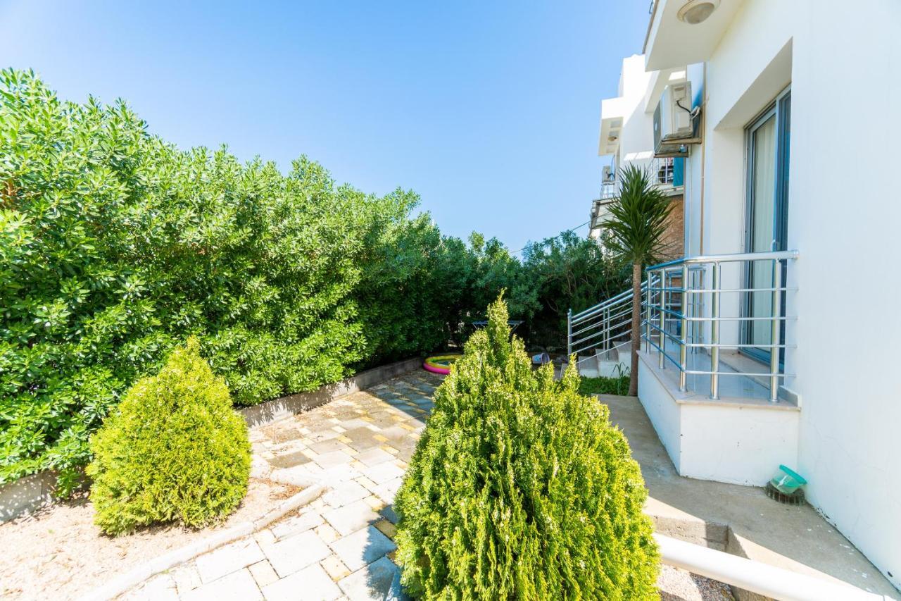 Beautiful & Quiet Two-Bedroom Apartment With Private Garden Lukomorye C1 Kyrenia  Ngoại thất bức ảnh